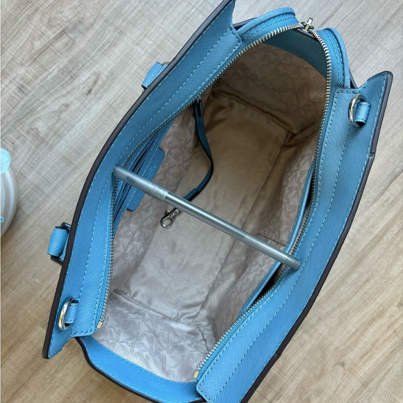 Michael Kors | Sky Selma MD TZ Satchel Saffiano Leather - Picture 5 of 9